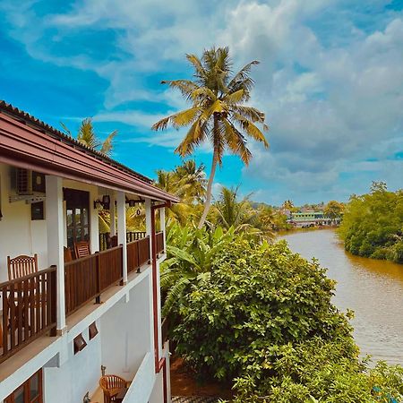 Riverwood Villa Weligama Exteriör bild