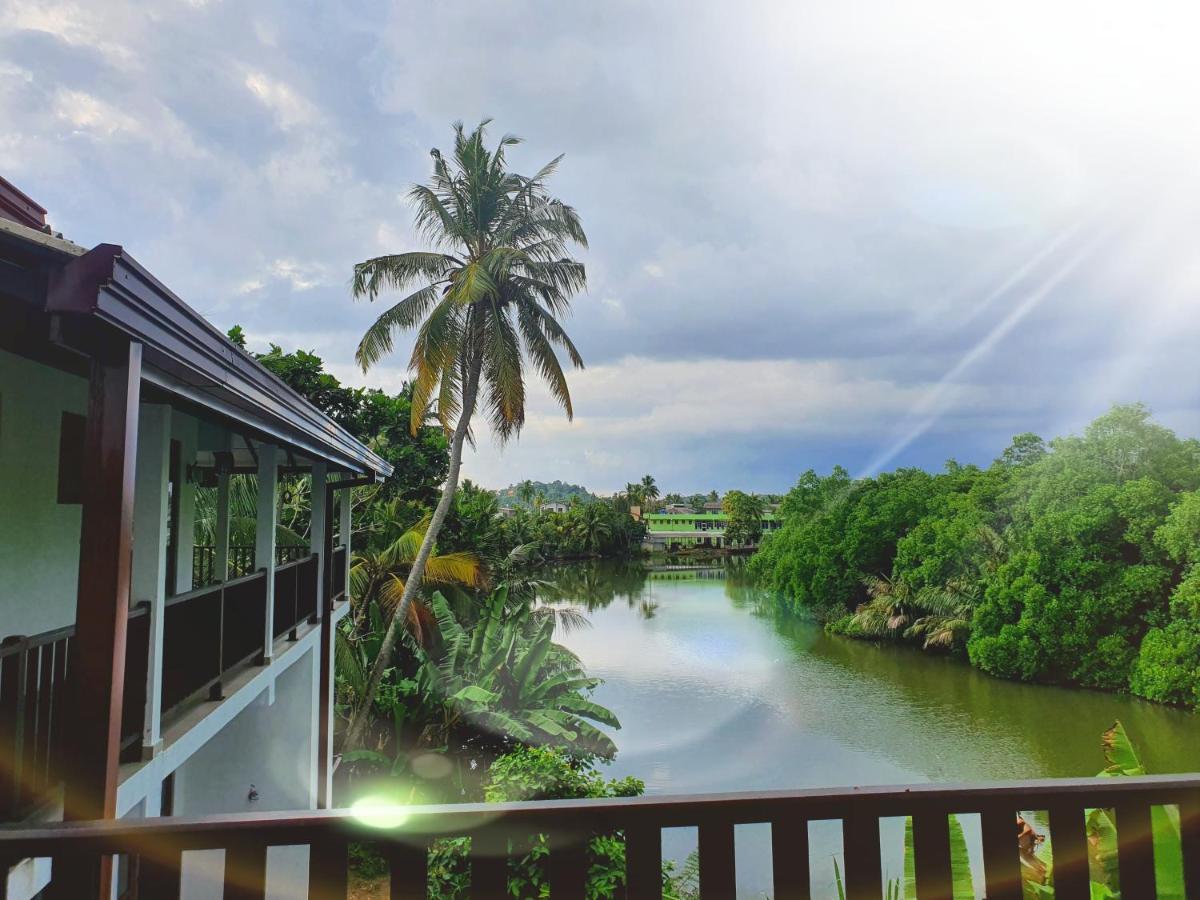Riverwood Villa Weligama Exteriör bild