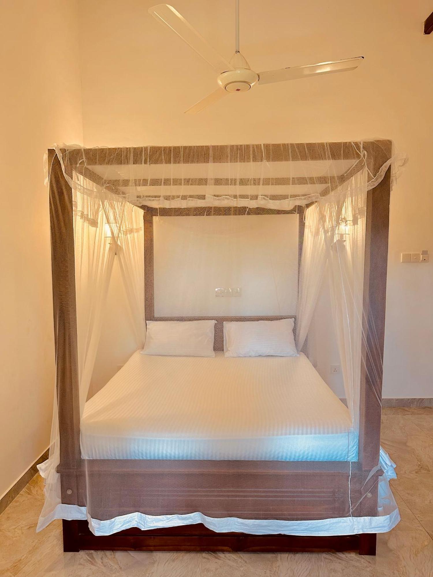 Riverwood Villa Weligama Exteriör bild