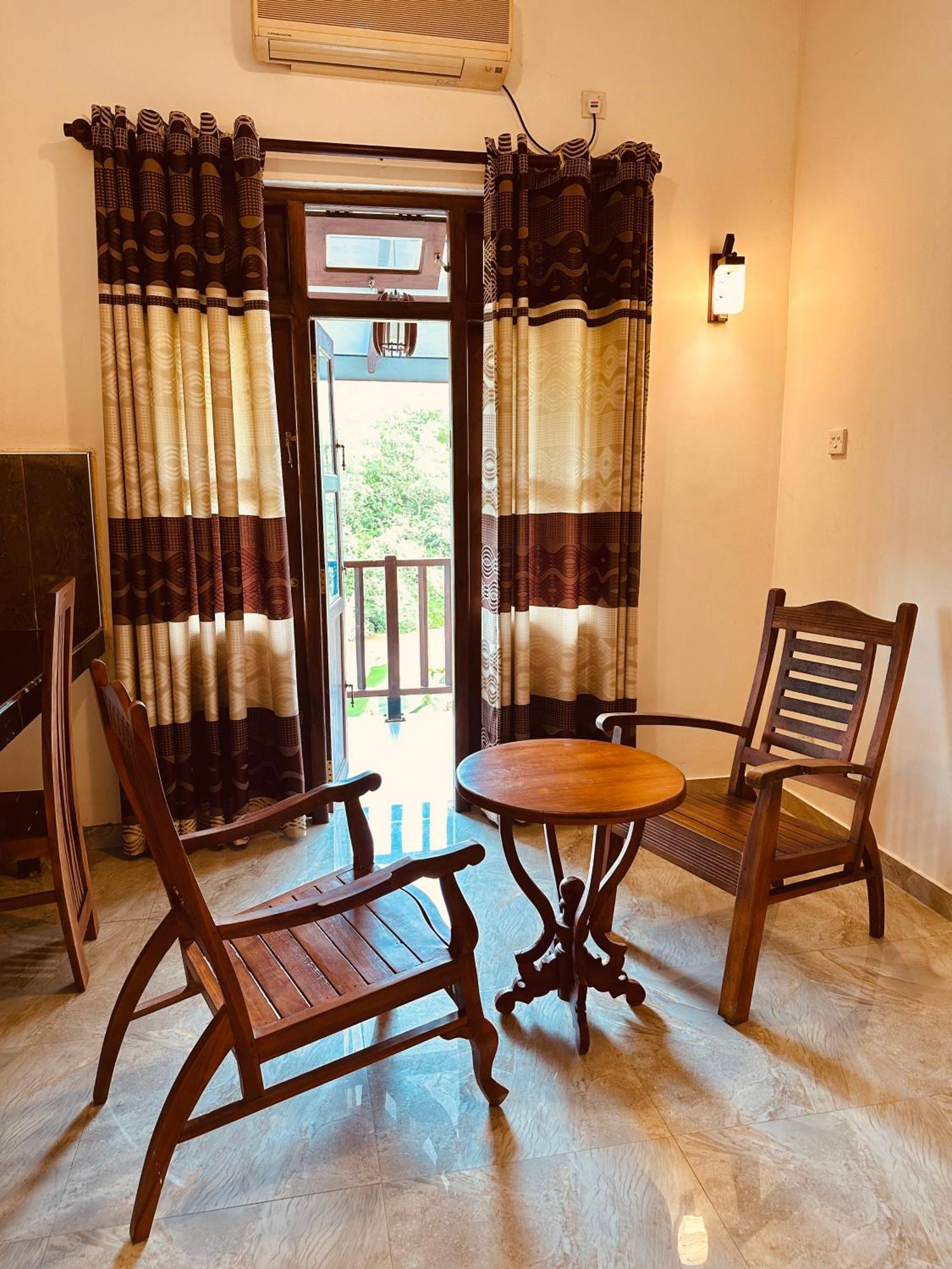 Riverwood Villa Weligama Exteriör bild