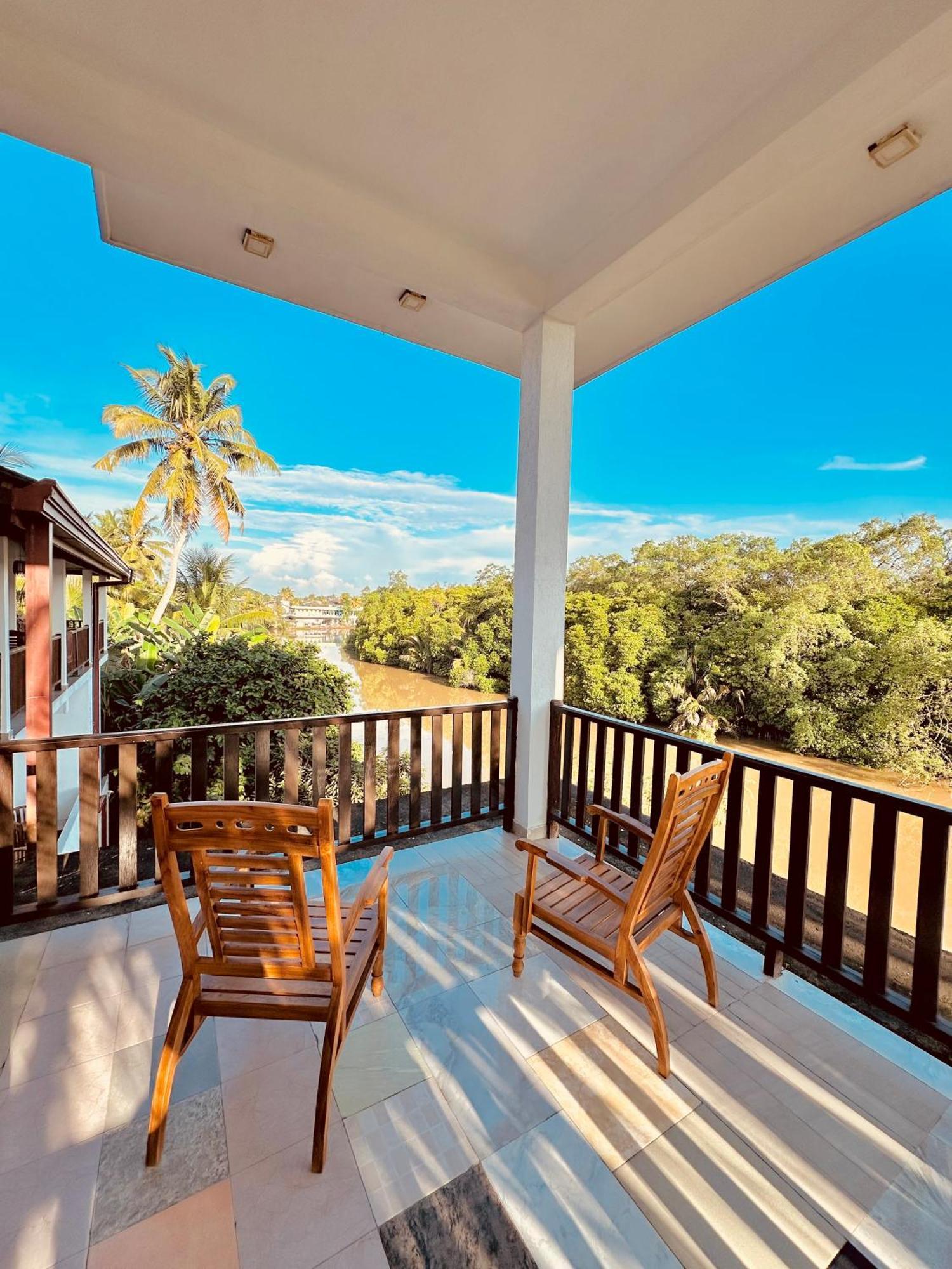 Riverwood Villa Weligama Exteriör bild